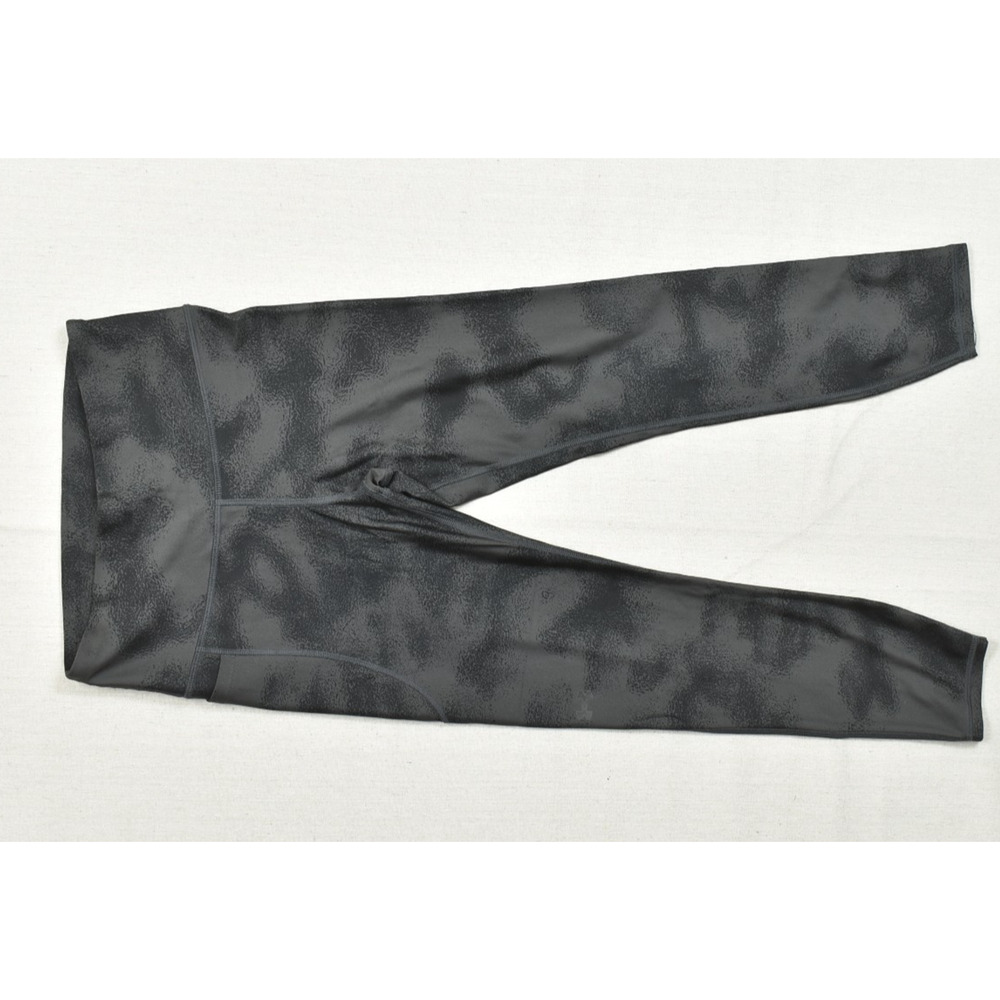 Under Armour HeatGear Compression Leggings Womens Medium Black Gray Camo Print G